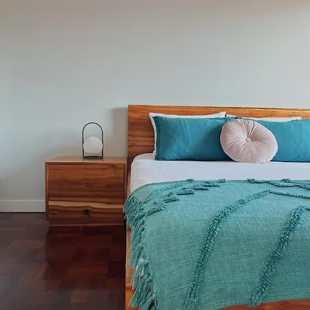 Luna House * Cascaes
