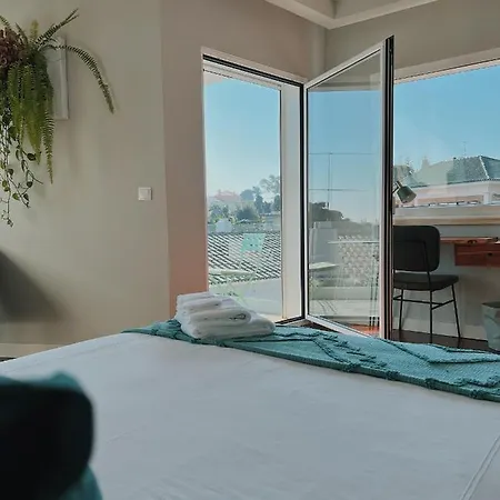 Luna House & Cowork Bed & Breakfast *