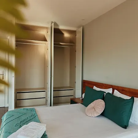Bed & Breakfast Luna House & Cowork *