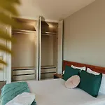 Bed & Breakfast Luna House & Cowork *