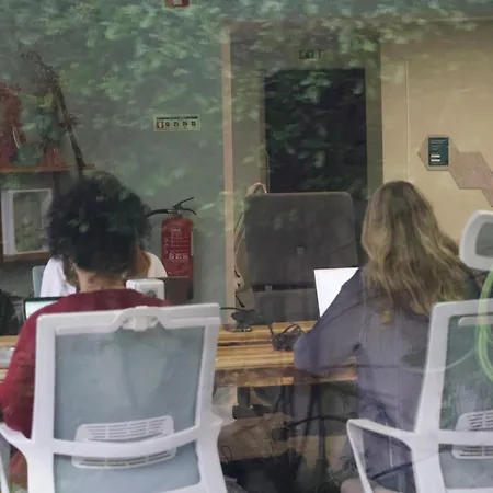 Luna House & Cowork Oda ve Kahvaltı *