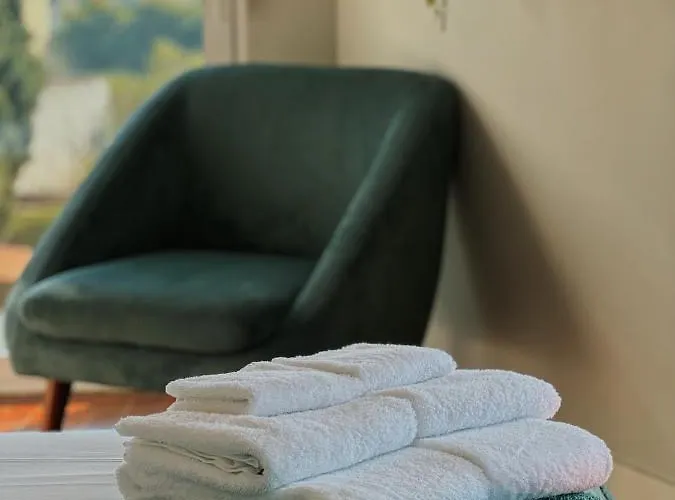 Luna House & Cowork *