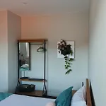 Nocleg ze śniadaniem Luna House&cowork Віавіа