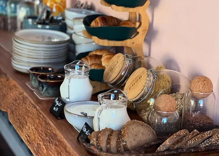 Luna House & Cowork *